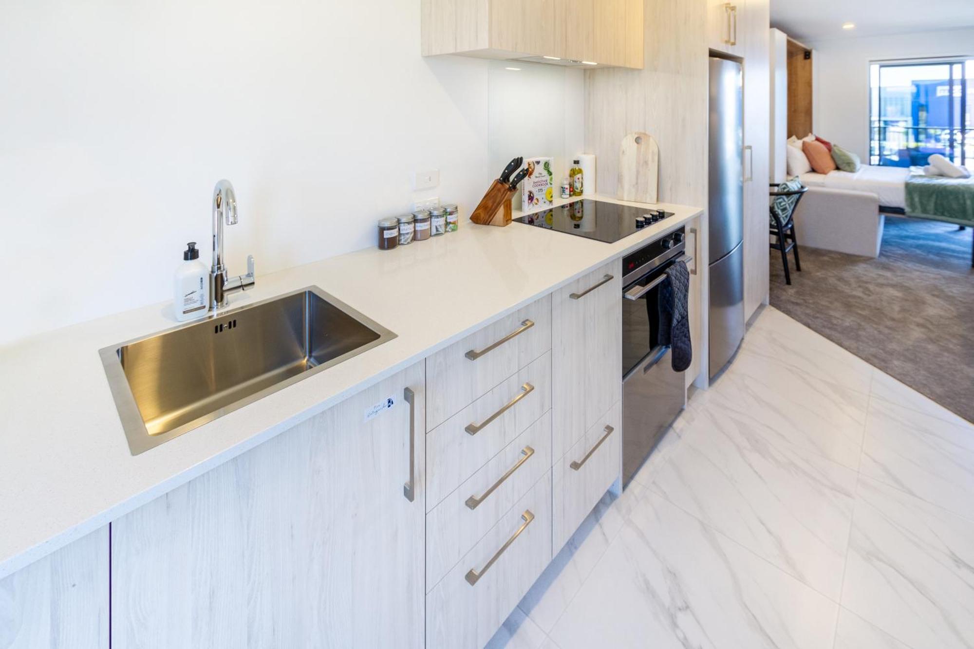 City Living: Upper Studio Haven On Wilmer Christchurch Exteriér fotografie